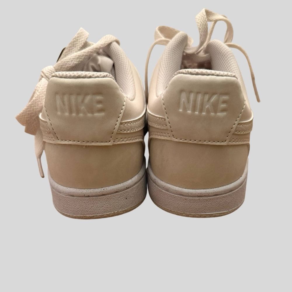 Nike MC Trainer 2 Women’s 9 Light Bone Neutral Sneakers - Picture 7 of 7